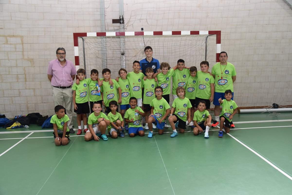 El Clínic de Fútbol Sala de Miguelturra cierra edición con un éxito rotundo.
miguelturra.es/clinic-futbol-…