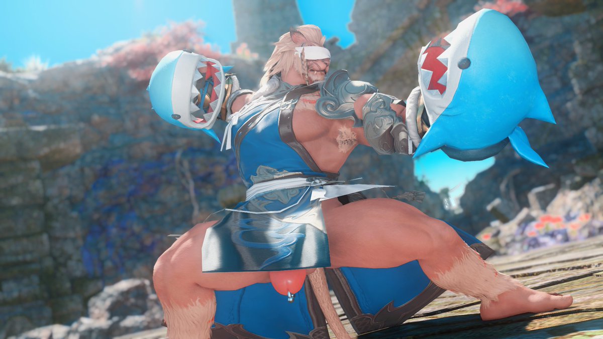 师傅穿条裤子吧