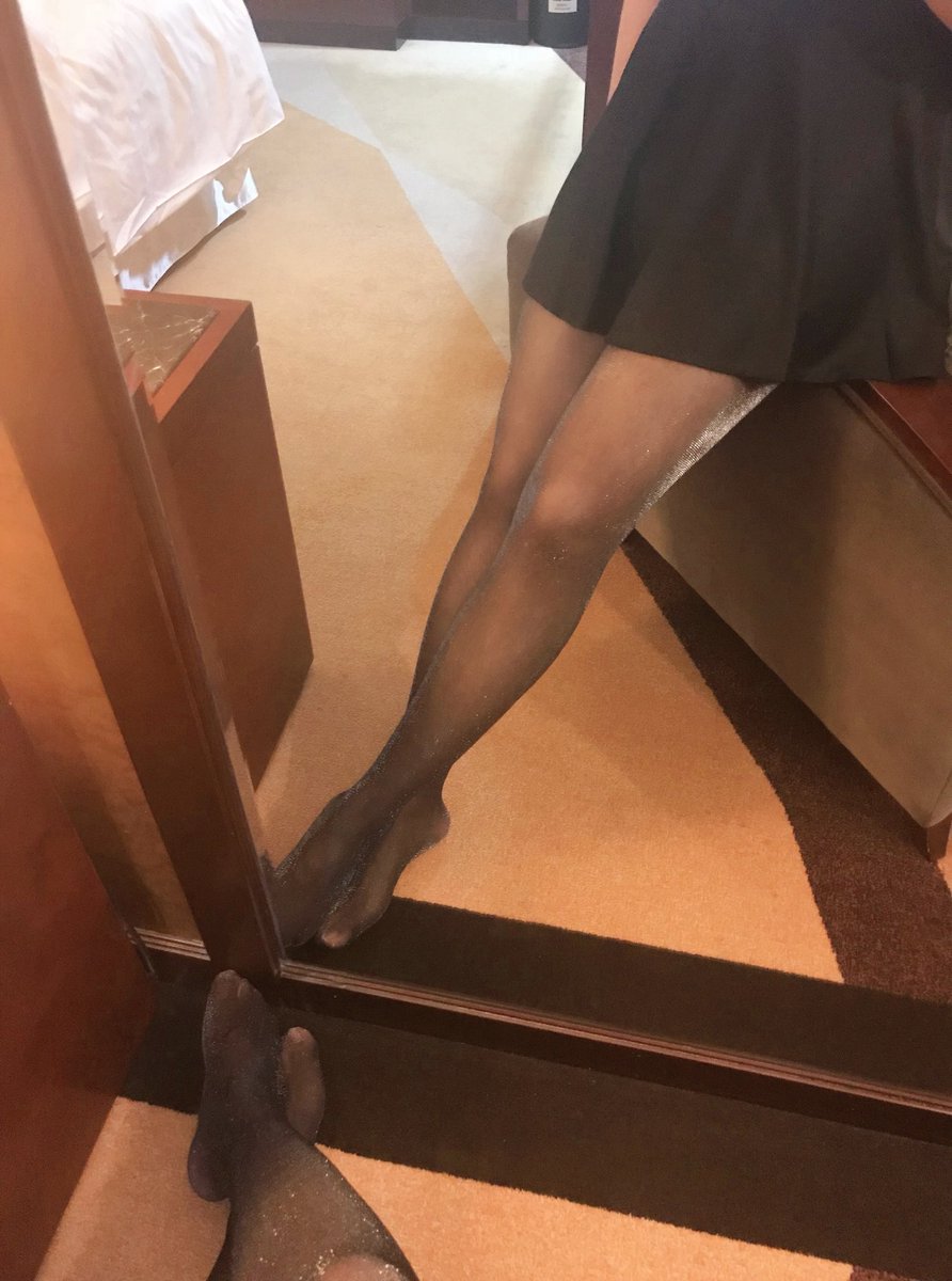 SissyChuu's tweet photo. 以前还挺瘦的呜呜

#伪娘 #丝袜 #sissy https://t.co/FmaQ1lzh1t