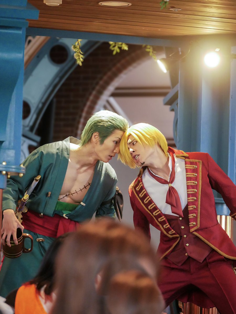 _shimn's tweet image. 7/4サンレス
レディ達の「かっこいい〜♡」が聞こえた瞬間ゾロさんを押し退けるサンジくん　躍動感…