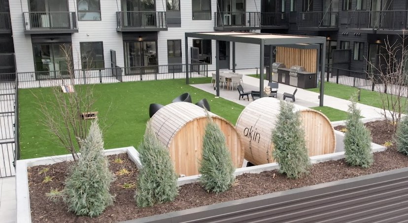 I tried to be an actor when I was 20.

I gave it 3 years.

I failed.

Then I thought I wanted to be a lawyer. 

I got a job as a law clerk, took the LSAT and spent a year preparing for law school, only to find out I hated it.

Had to pivot again.

Moved to California with my