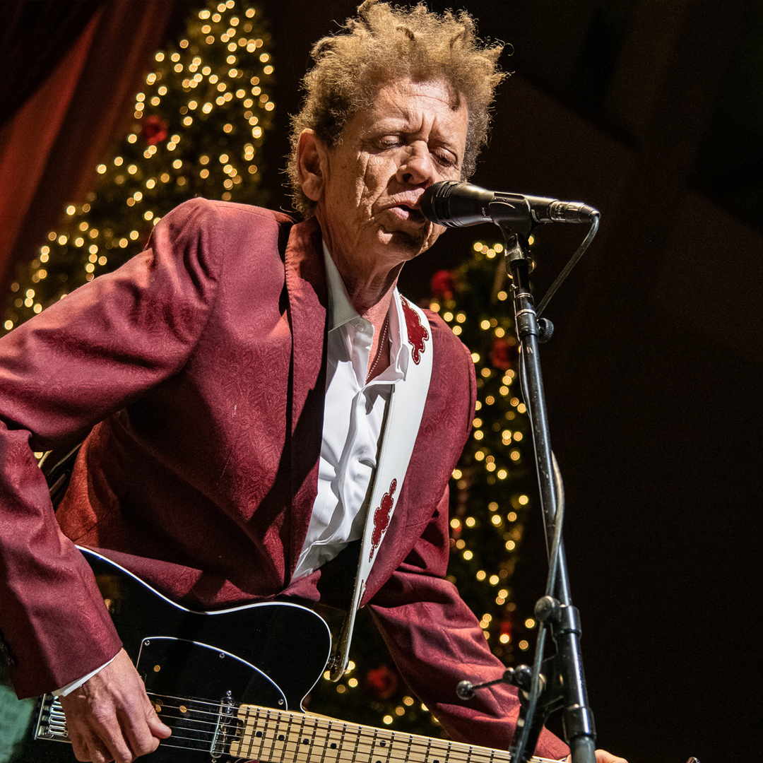 BrianWilsonLive's tweet image. Happy Birthday to the great Blondie Chaplin – Sail on Sailor!