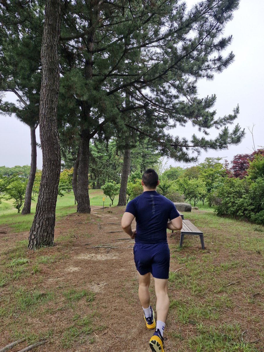 bookiroad1's tweet image. 📅 Movement Run Log #1  
🏃 Distance: 4.06 km  
🔥 Status: Still building 
Running with the Movement, community challenge from Korea!
Who&apos;s running next?
#SelfChallenge #LetsMove #MovementKorea @moveindustries