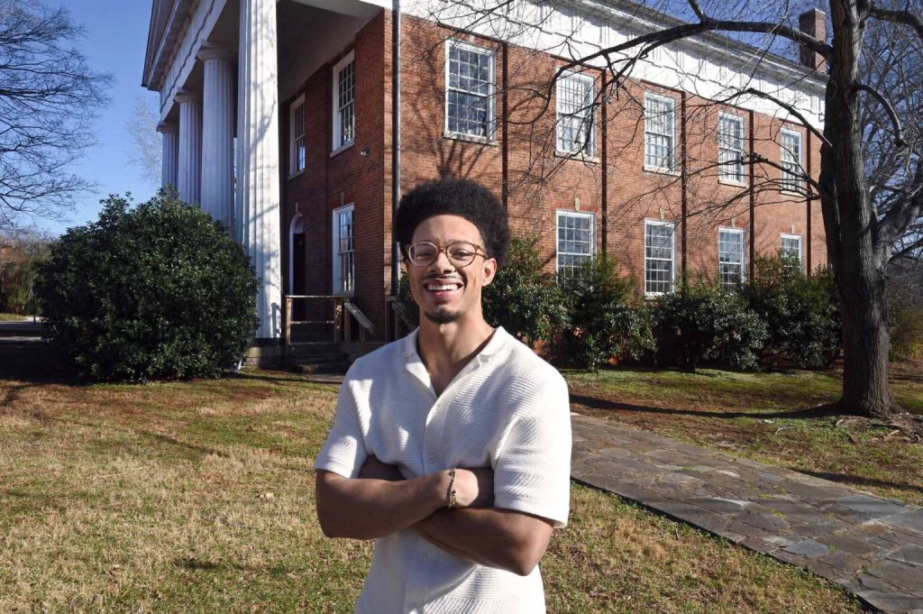 UNC College of Arts and Sciences tweet media