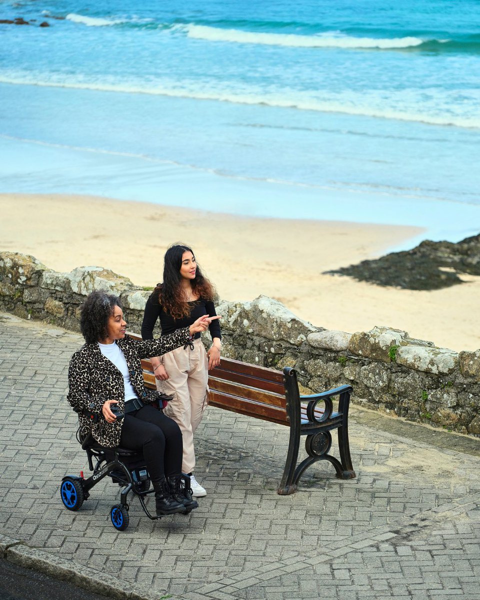 Summer travel made easy with the Q50 R Carbon – our lightest carbon folding powerchair! ✈️🌅

 ow.ly/RLHc50WkfEj 

✅ Weighing from just 14.5 kg.

✅ Foldable, it can fit just about anywhere!

✅ Perfect for vacations and daily commutes.

✅ Approved for air travel*.