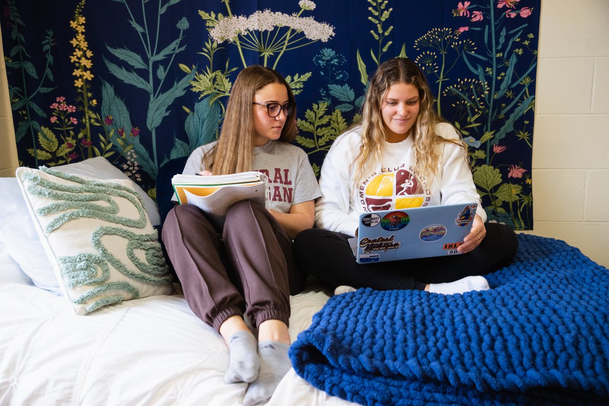 CMU Residence Life tweet media