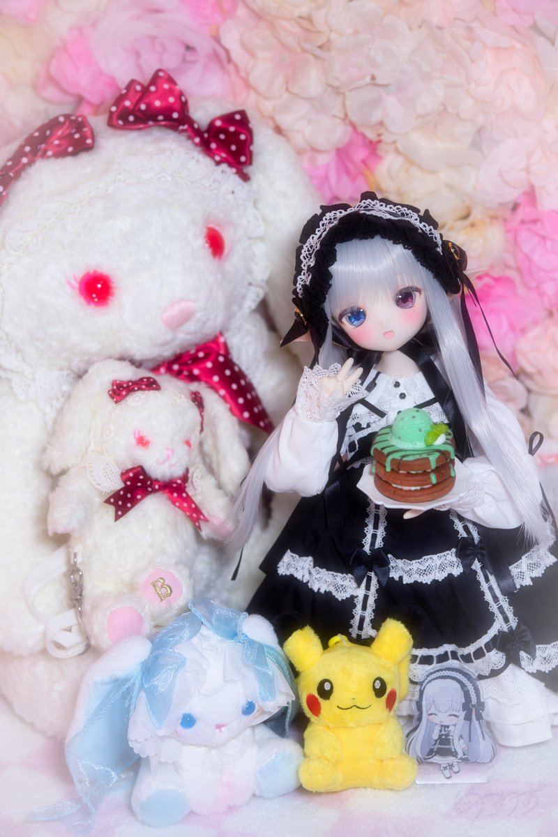 🎂今日はリアちゃんお迎え2周年🎊
＼＼\\🎈٩( 'ω' )و 🎉//／／

すっかり看板娘になってたリアちゃんかわいいよ😇
昨日がリアちゃんを連れてイベントに参加したのも、誕生日が近いからでござる( ˘ω˘ )…

これからもよろしくね🤍🖤

#mtっ娘 #MDDはいいぞ