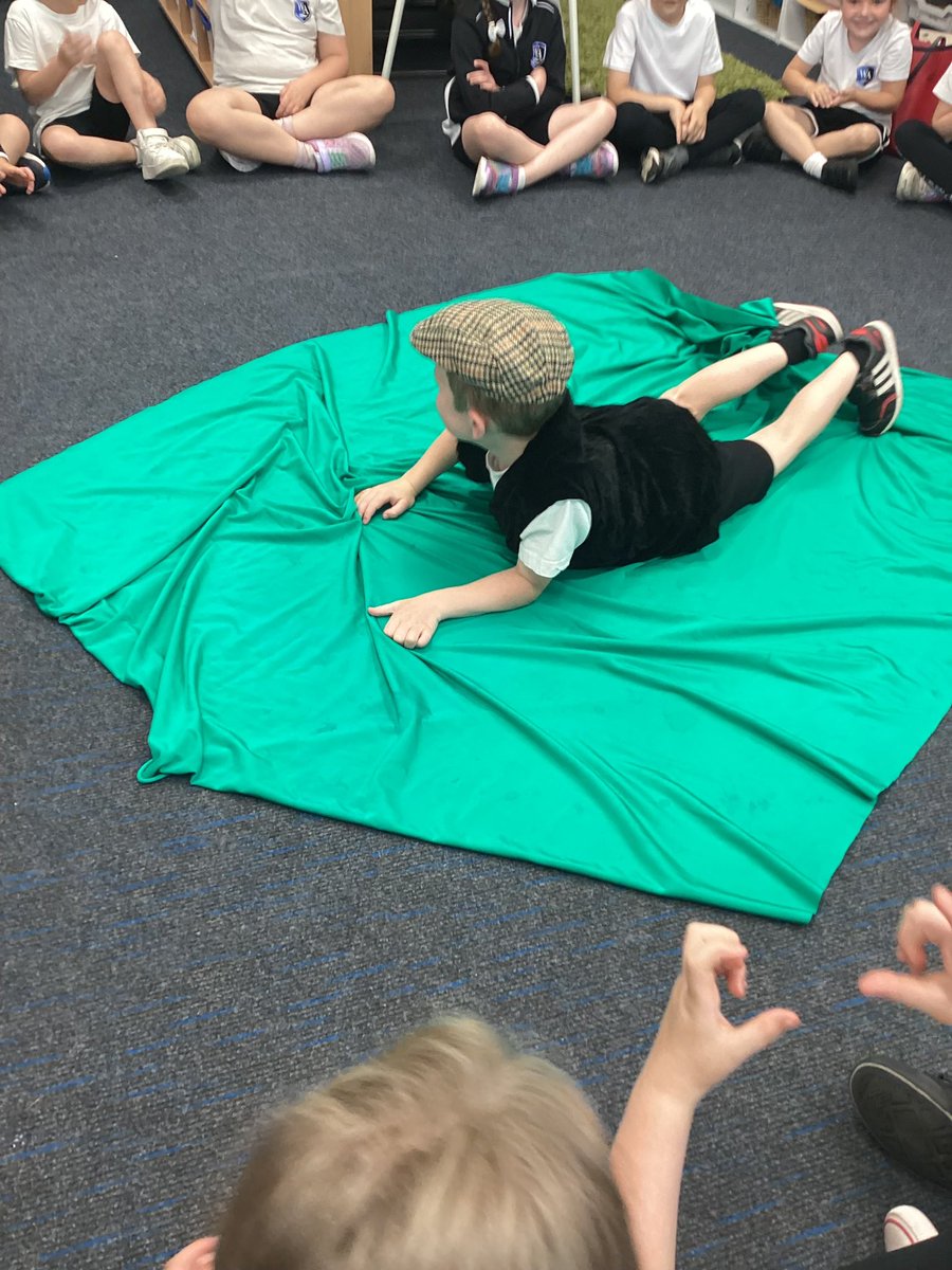 Goldfinch had a fantastic drama lesson on ‘When Daddy fell into the pond.’<a href="/NWATrust/">NWA_Trust</a> #nwatwpaenglish #nwatwpaoracy