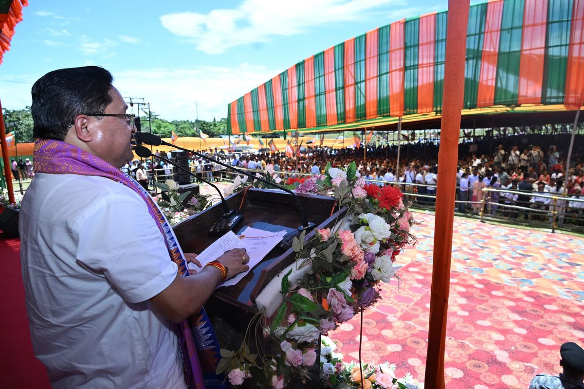 Dilip Saikia (@dilipsaikia4bjp) on Twitter photo Attended the Kokrajhar Karyakarta Sammelan ahead of the BTR polls.
Hon’ble CM Dr. <a href="/himantabiswa/">Himanta Biswa Sarma</a>’s inspiring address energised all.
Urged karyakartas to strengthen every booth with the spirit of “Mor Booth Sobootke Majboot.”
Joined by Shri <a href="/TheAshokSinghal/">Ashok Singhal</a> and senior leaders. Attended the Kokrajhar Karyakarta Sammelan ahead of the BTR polls.
Hon’ble CM Dr. <a href="/himantabiswa/">Himanta Biswa Sarma</a>’s inspiring address energised all.
Urged karyakartas to strengthen every booth with the spirit of “Mor Booth Sobootke Majboot.”
Joined by Shri <a href="/TheAshokSinghal/">Ashok Singhal</a> and senior leaders.