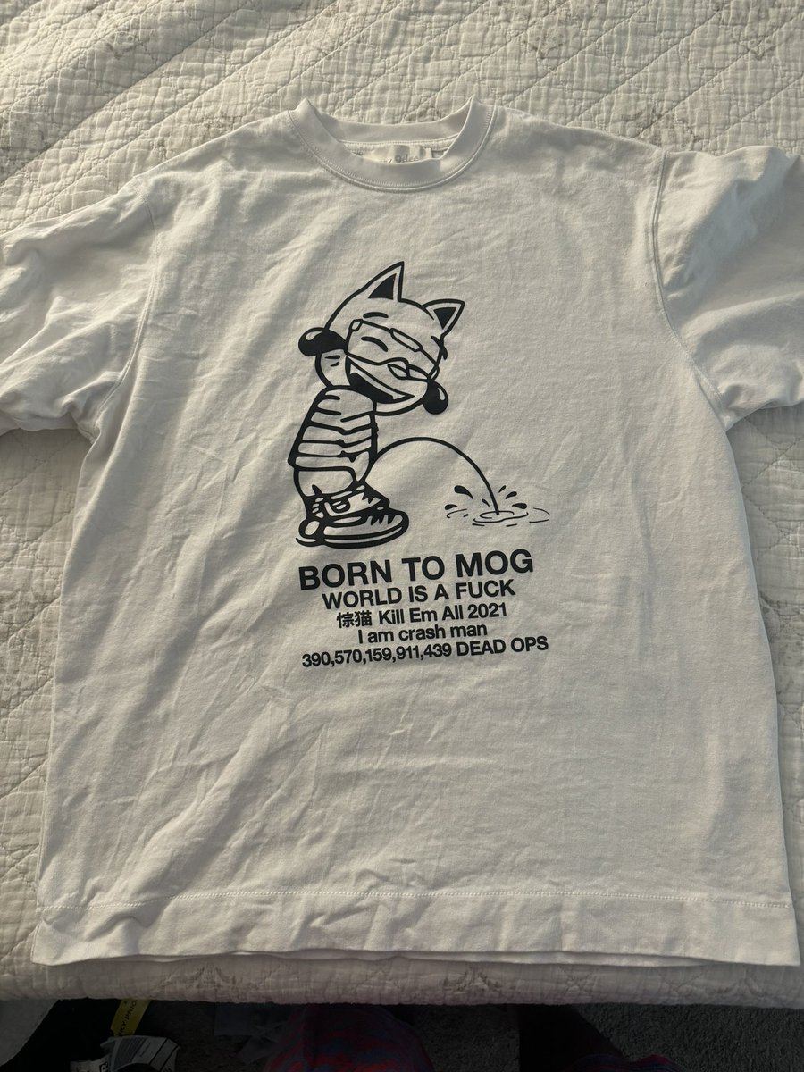This <a href="/mogcoin/">MOG COIN</a> shirt is wild lol
😹🫵
