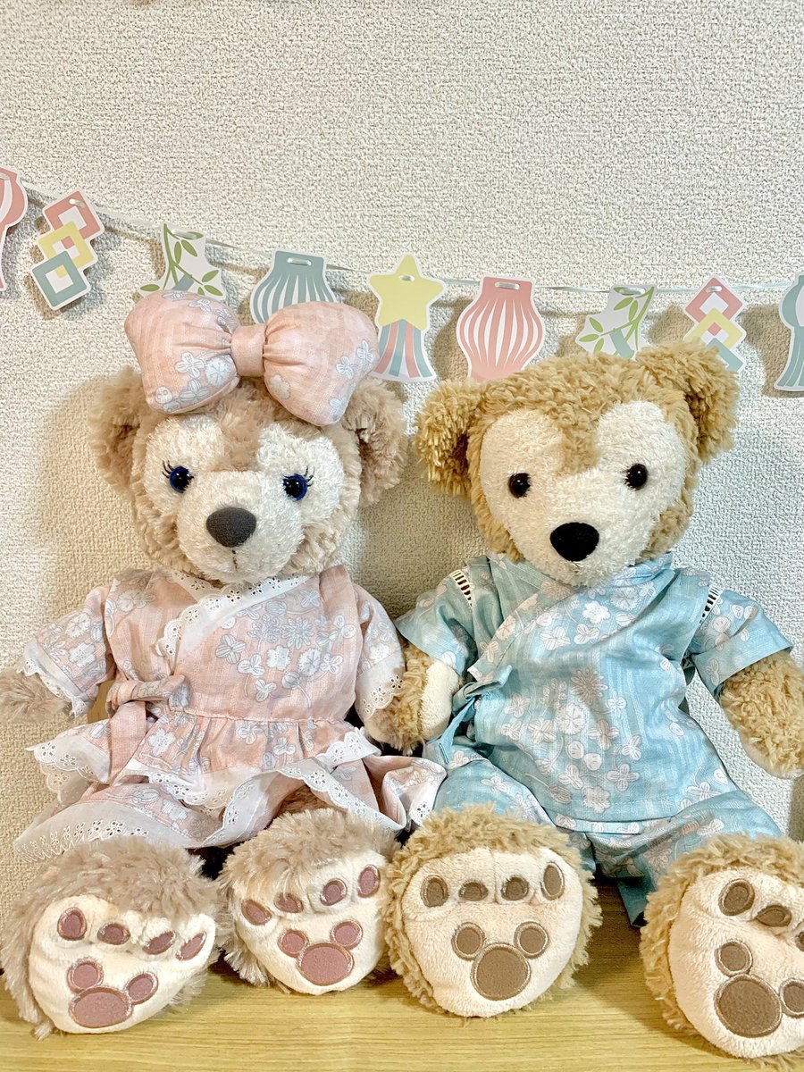 qronekonoise's tweet photo. 七夕⭐️
7月はダッフィーとシェリーメイ🧸 https://t.co/ydc80ZATgf