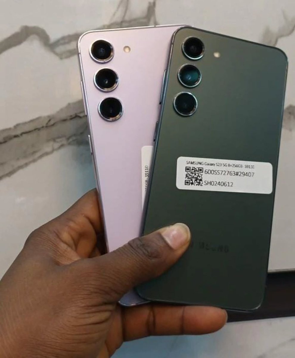 PaceOff1's tweet image. 1st frame:-
SAMSUNG GALAXY S23 5G 256GB

2nd frame:-
SAMSUNG GALAXY S21