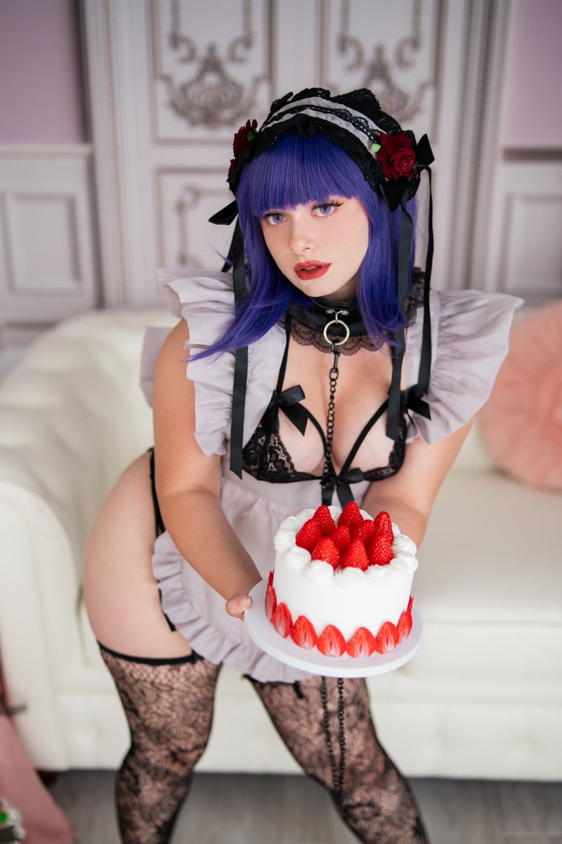 Can I serve u master?
Marin kitagawa|