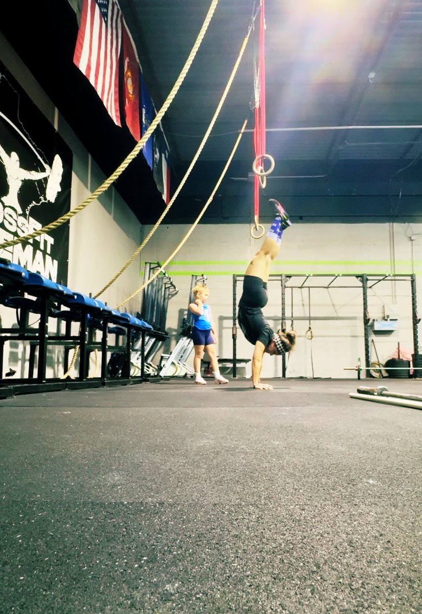 RoxanaCodes's tweet image. Good morning! I swear my third kiddo exists. 🤣 He’s under there somewhere.
The eldest has fully passed out after our workout this morning, and my early bird is chillin’ with the nice cat. 
Me? I’m at my computer. As usual. 🫠
Apparently my task atm is using #v0 to teach me…