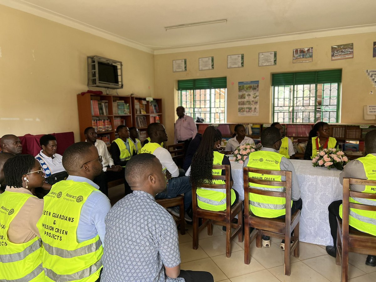 Happening now at Mpererwe COU Primary School for the #SevenDaysOfService project Day 7, started off with the brief meeting with the head teacher of the school.