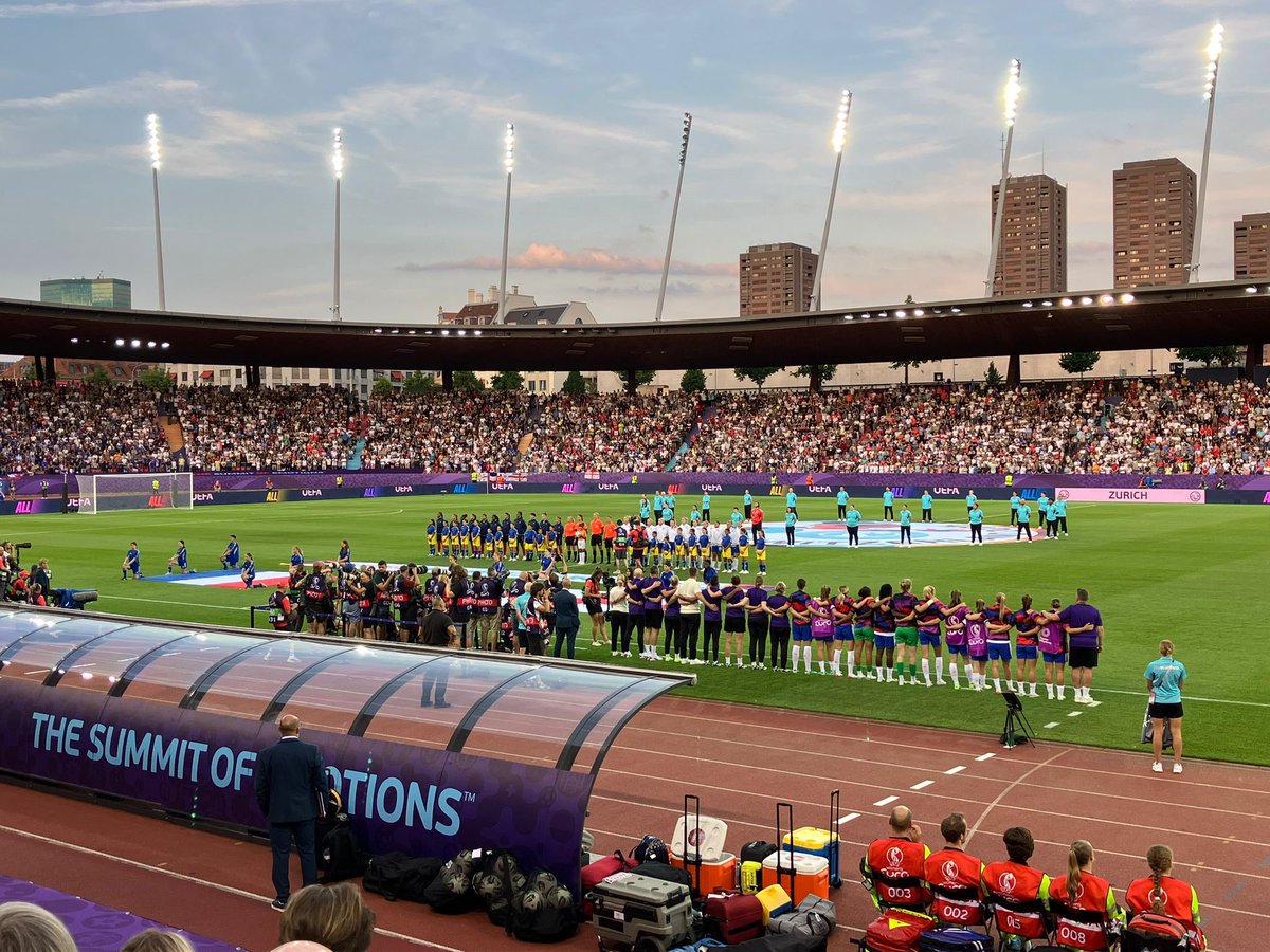ORRECO1's tweet image. Our female athlete team have been on the ground at the @WEURO2025 for the past week.
It’s a privilege to work with the Medical and Performance staff of the @nati_sfv_asf Women’s team and the The @Lionesses and to attend their games in sold out stadiums across Switzerland.