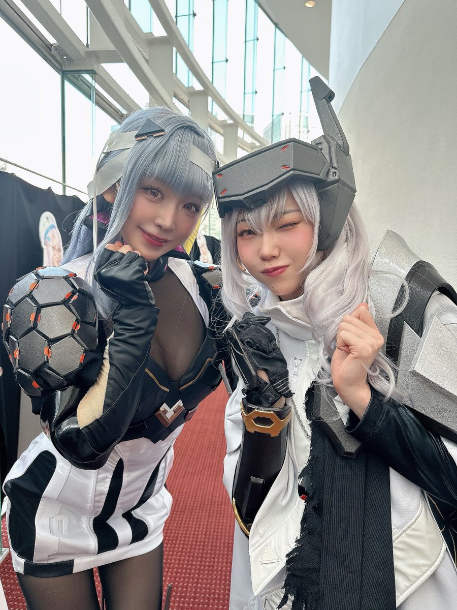 スノーホワイトとはモダニア姿でも✨
#ニケステ https://t.co/FgYtmg4jGZ
