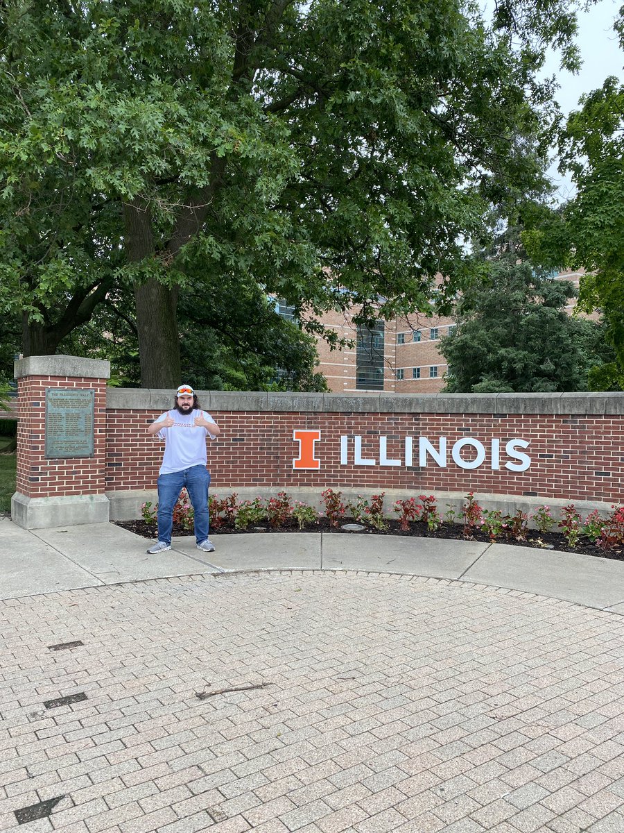 Day 2 of the BIG MONICA BUFFALO MOVE starts in Champaign today. Could not talk parents into Jarling’s Custard Cup, but let the record state I tried. 

They were more concerned that I remembered where the brewery is outside of town though. 

See ya next week!