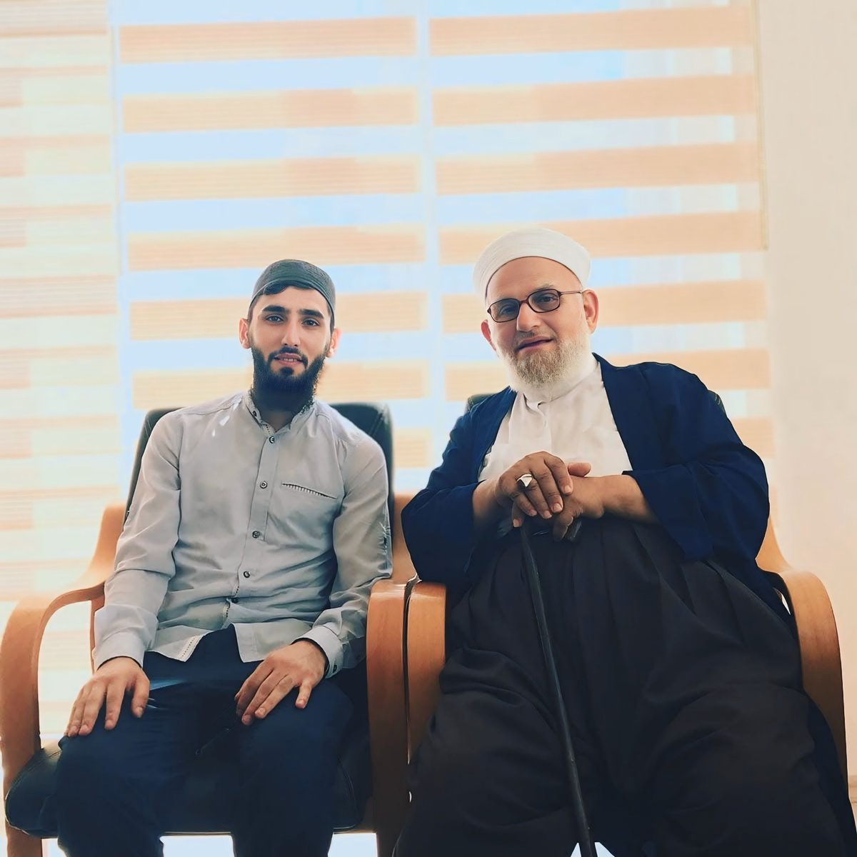 Erdem Özveren (@erdemozveren571) on Twitter photo Ömrünü İslam'a ve Kur'âna Adayan,
Bu Uğur da Binlerce Hafız Yetiştiren,
Arkasında Belki Kitap Değil Ama
'ADAM' Yetiştirerek ESER Bırakan
Kıymetli <a href="/ihsanhocaresmi/">İhsan Şenocak</a> Hocamızın
Muhterem Babası Kamil Şenocak
Hocamız Dar-ı Bekâ 'ya irtihal Eylemiştir.
ALLAH uğruna ömrünü Adadığı Ömrünü İslam'a ve Kur'âna Adayan,
Bu Uğur da Binlerce Hafız Yetiştiren,
Arkasında Belki Kitap Değil Ama
'ADAM' Yetiştirerek ESER Bırakan
Kıymetli <a href="/ihsanhocaresmi/">İhsan Şenocak</a> Hocamızın
Muhterem Babası Kamil Şenocak
Hocamız Dar-ı Bekâ 'ya irtihal Eylemiştir.
ALLAH uğruna ömrünü Adadığı