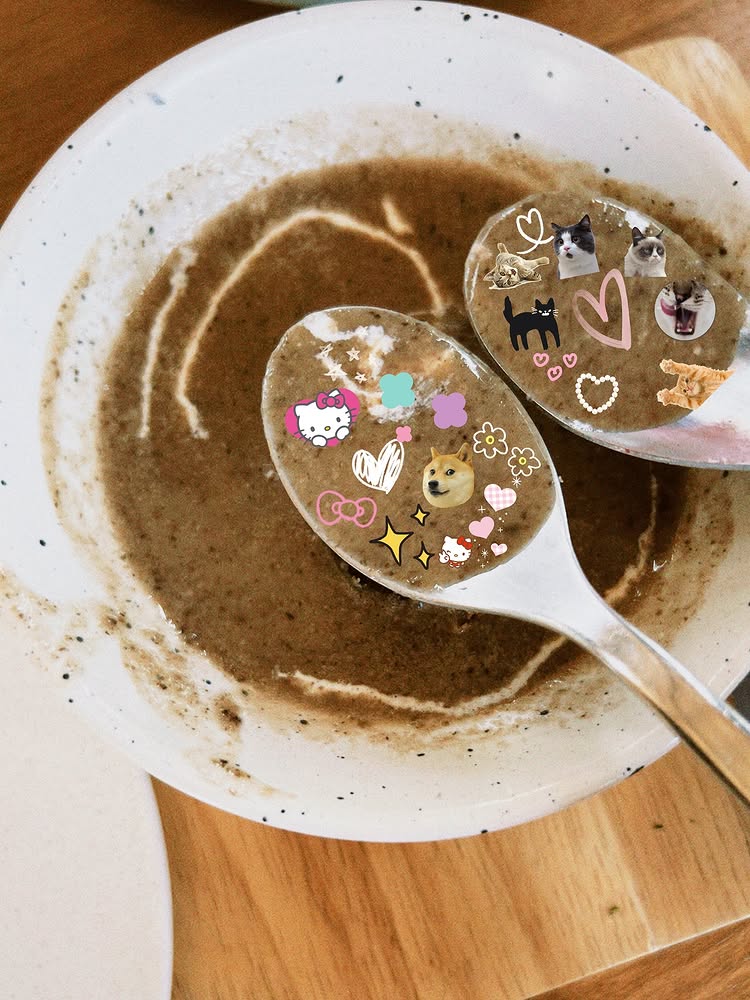 看着你们这么幸福，我也就放心了！
你们要幸福快乐一辈子噢！

#NamtanFilm #น้ำตาลฟิล์ม