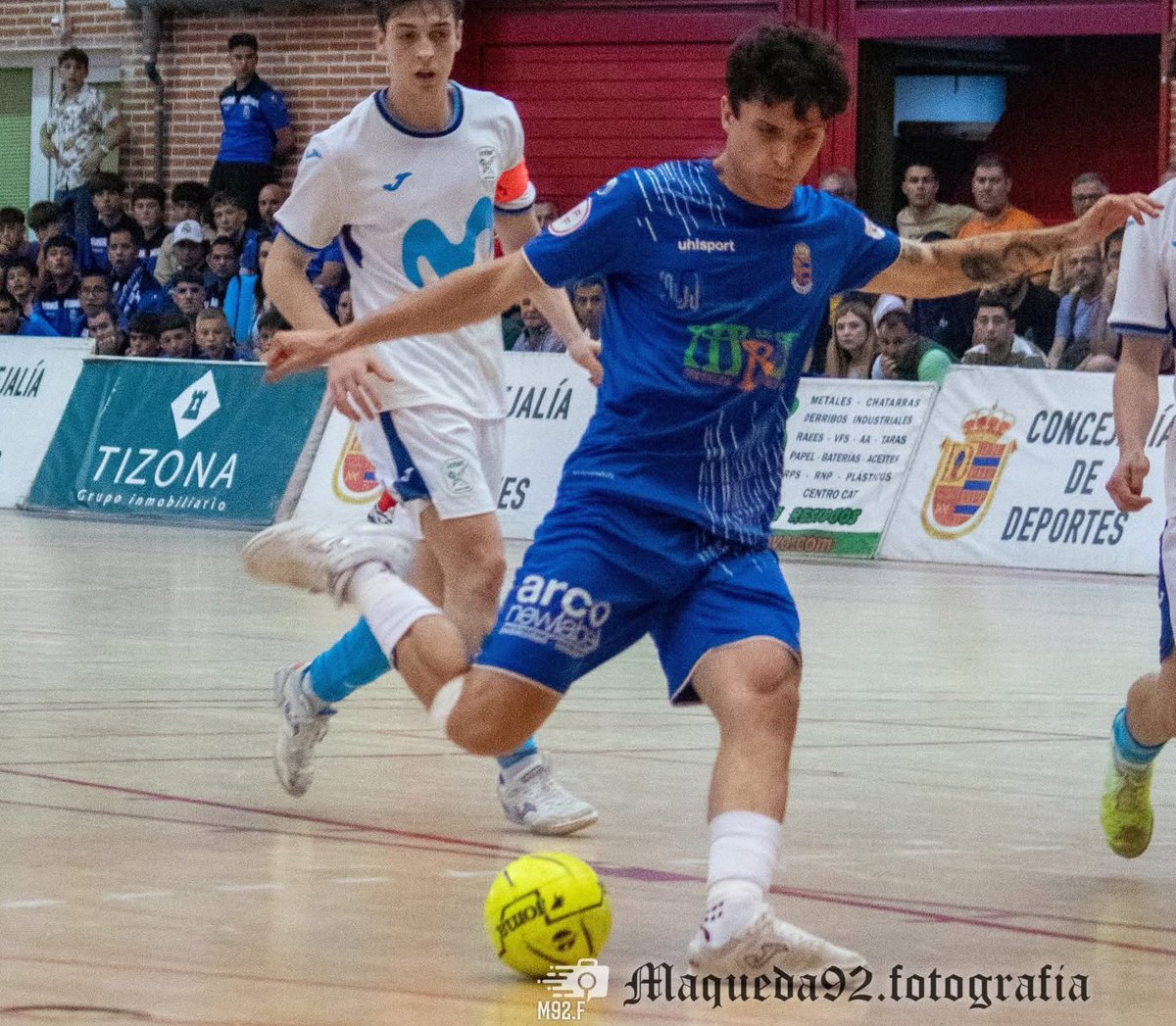 💙RENOVACIÓN💙
Fue la gran noticia de la temporada pasada y la estrella invitada en los play-off, Alex había vuelto!
La próxima temporada tienen que ser las de <a href="/alexjimenezjj6/">Alejandro Jimenez</a> 
Nuestro chico seguirá deslumbrando a todos hasta 2️⃣0️⃣2️⃣7️⃣ 💙⚽️💙
#canteraazul