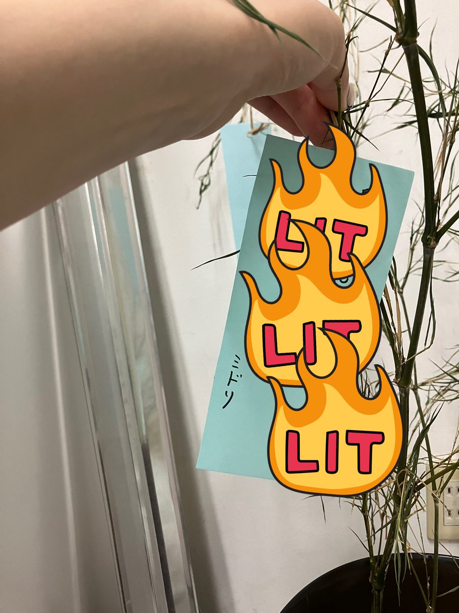 greentape_pd's tweet photo. 会社に短冊があったので書いてみた。
載せられないような私利私欲を書いたので内容は秘密で^_^

女子社員の願う率が高かったなあ。笑 https://t.co/H0xH4OoUj1