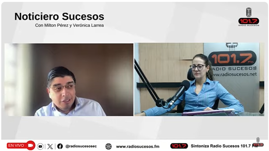radiosucesosec's tweet photo. 🔴 #NoticieroSucesos con @verocha16
🎙️ Andrés Ycaza (@mineriaecuador), vicepresidente de la Cámara de Minería del Ecuador, cuestionó el sentido de la nueva tasa establecida para el sector y pidió mayor claridad sobre el servicio que recibirán los concesionarios a cambio.
🗣️ “La industria tiene sus propios criterios sobre la tasa. Uno de ellos es que hay que entender el concepto de tasa como aquel en el que un usuario recibe un servicio del Estado y paga un precio económico por ello. El mejor ejemplo: nosotros pagamos la tasa de luz, de agua, de recolección de basura y alcantarillado. Y ya ahí hay varios temas, como la proporcionalidad: si consumo más, pago más; si consumo menos, pago menos. ¿Cuál es aquí la contraprestación que la Agencia de Regulación y Control Minero va a darle al usuario —en este caso, al concesionario minero? La fiscalización... no estamos seguros de que ese sea el concepto.”

📻 Sintoniza 101.7 FM
📡 En vivo por Facebook y YouTube
🌐 https://t.co/cASH0jOTAM