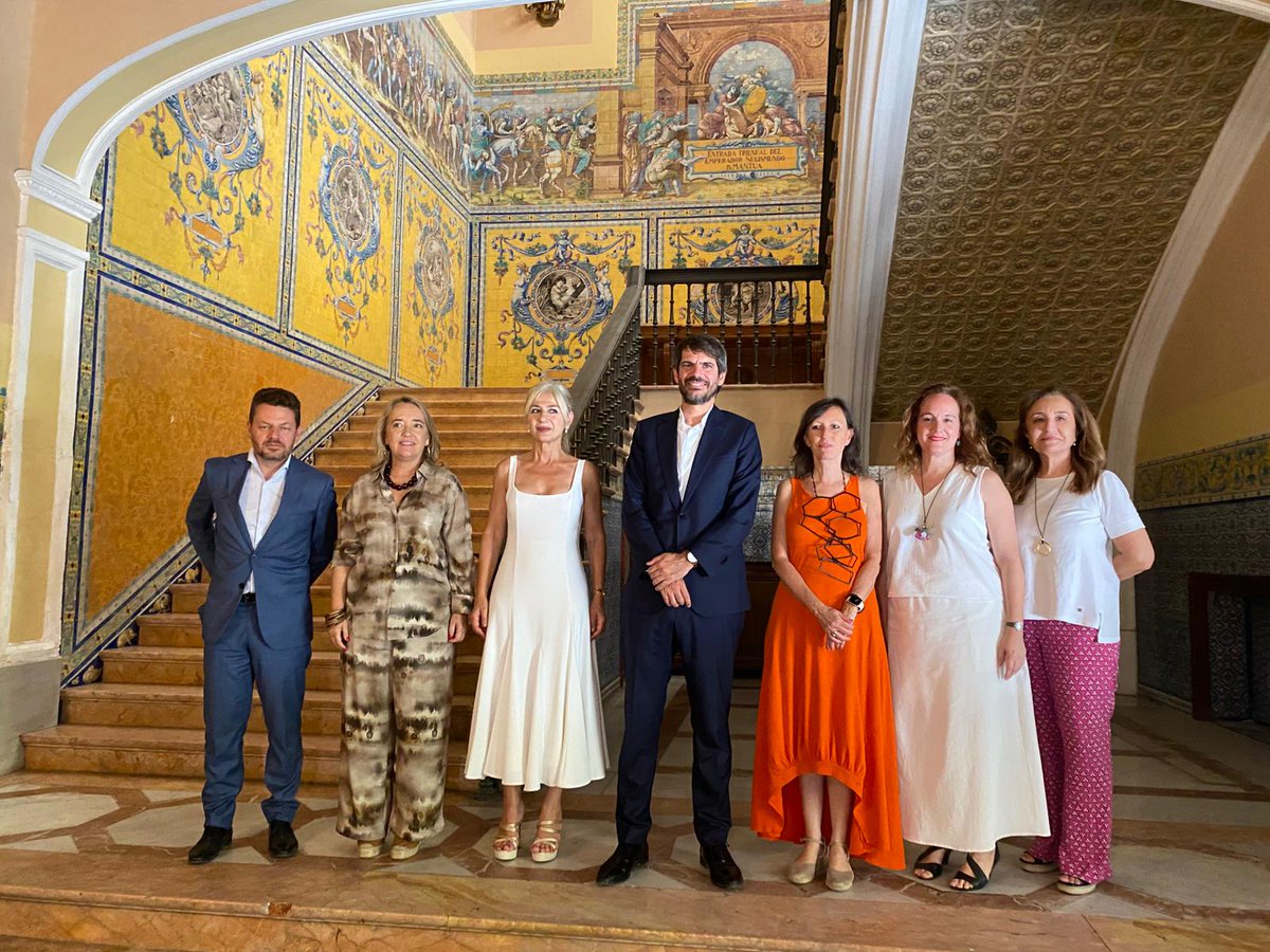 Patricia del Pozo (@patricia_pozo_) on Twitter photo El nuevo <a href="/MuseoBASe/">Museo de Bellas Artes de Sevilla</a> triplicará su espacio, con la aportación por parte de la <a href="/AndaluciaJunta/">Junta de Andalucía</a> del Palacio de Monsalves y la antigua biblioteca de la calle Alfonso XII.
Así damos respuesta a una reclamación ciudadana de más de 15 años.
Cumplimos con los andaluces. El nuevo <a href="/MuseoBASe/">Museo de Bellas Artes de Sevilla</a> triplicará su espacio, con la aportación por parte de la <a href="/AndaluciaJunta/">Junta de Andalucía</a> del Palacio de Monsalves y la antigua biblioteca de la calle Alfonso XII.
Así damos respuesta a una reclamación ciudadana de más de 15 años.
Cumplimos con los andaluces.