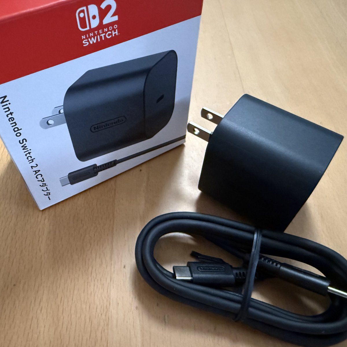 送料♡Switch♡本体 充電器♡ お出かけ先で任天堂Switchもスマホも充電！【Ankerモバイル