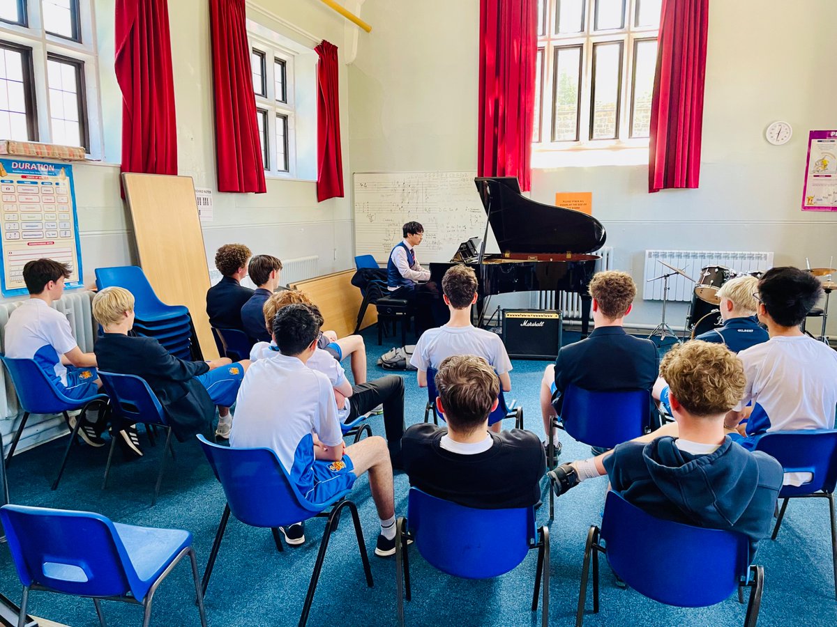 LRGS MusicDepartment tweet media