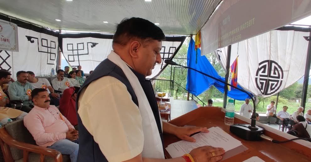 MulkhrajPremi's tweet image. तिब्बती आध्यात्मिक गुरु 14 वें दलाई-लामा के 90 वें जन्मदिन पर तिब्बती खाम्पा इंडस्टीयल सोसायटी देंगे डिवीजन बीड़ द्वारा आयोजित कार्यक्रम में बतौर विशेष अतिथि भाग लिया।
इस मौके पर माननीय लोकसभा सांसद डॉ राजीव भारद्वाज जी बतौर मुख्यातिथि उपस्थित रहे।#drrajeevbhardwaj