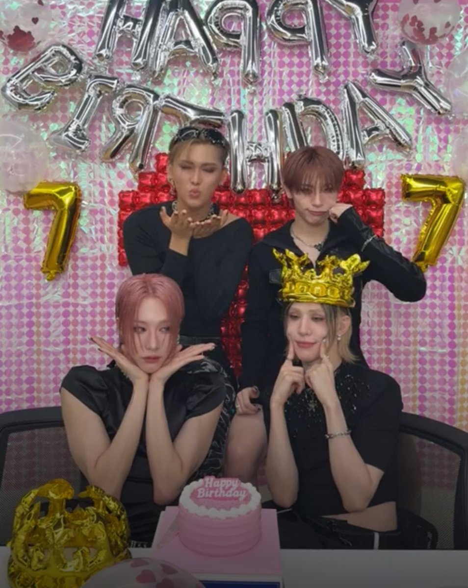 kmkm_bp's tweet image. 愛❤️🩷💙💛