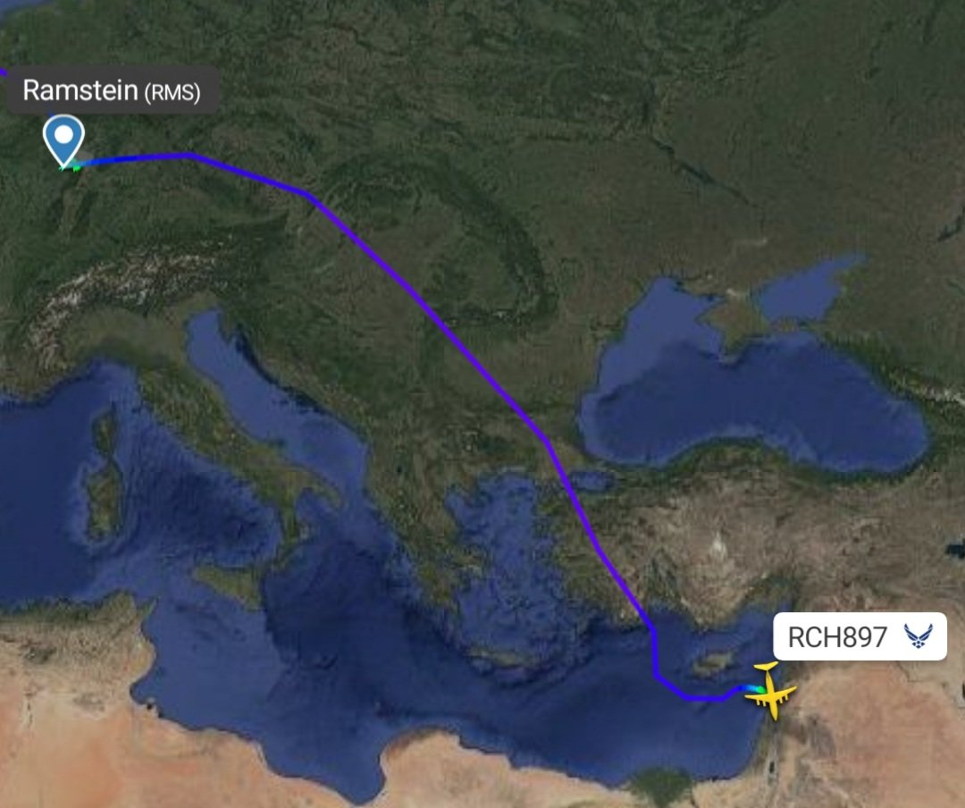LebanonJets's tweet photo. #UnitedStates AirForce #USAF C17 04-4128 hex #AE123A as #RCH896 July5 left Clarksville to Portsmouth this morning arrived to Ramstein &amp; by afternoon into Beirut. Video source #ThawraTV https://t.co/yKZ8uiQZl5