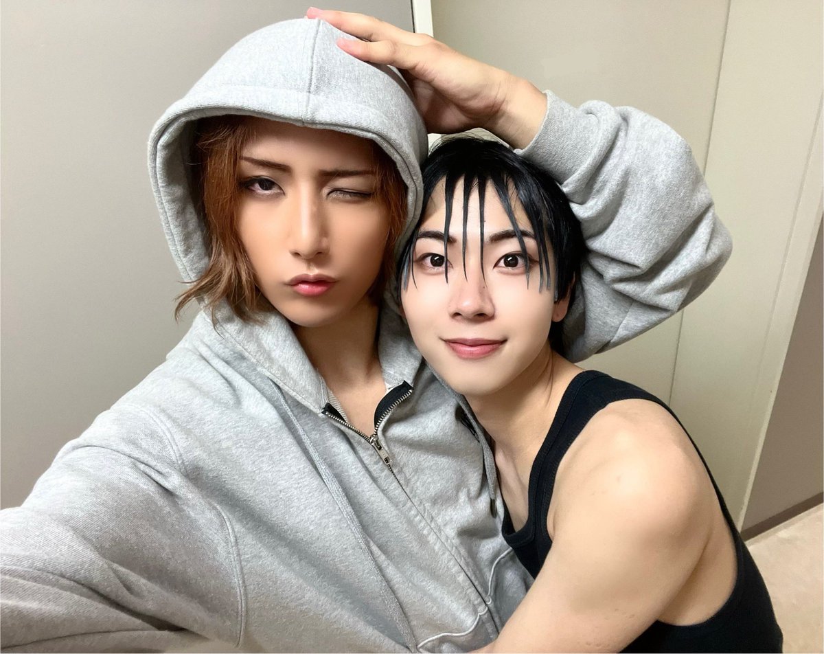 ミュージカル『テニスの王子様』4thシーズン 全国大会 青学vs氷帝

本日もご来場ありがとうございました！🎾
2公演めちゃくちや楽しかった~！！！！

今日は七夕だね🎋
なにおねがいしようかな~

次はまた明後日！
お待ちしております！！！
#テニミュ