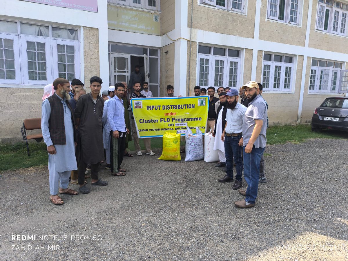 KVK Kulgam (@kvkkulgam) on Twitter photo Input distribution under CFLD Soybean. More than 3.5 qtls of seed distributed among the beneficiaries
#OneICAR #ICAR #atari1icar #pau <a href="/icarindia/">Indian Council of Agricultural Research.</a>
<a href="/atari1icar/">ICAR-ATARI, Ludhiana</a>
@Officeofssc
<a href="/AgriGoI/">Agriculture INDIA</a>
<a href="/PMOIndia/">PMO India</a> <a href="/ChouhanShivraj/">Shivraj Singh Chouhan</a> <a href="/skuast_kashmir/">SKUAST Kashmir</a> Input distribution under CFLD Soybean. More than 3.5 qtls of seed distributed among the beneficiaries
#OneICAR #ICAR #atari1icar #pau <a href="/icarindia/">Indian Council of Agricultural Research.</a>
<a href="/atari1icar/">ICAR-ATARI, Ludhiana</a>
@Officeofssc
<a href="/AgriGoI/">Agriculture INDIA</a>
<a href="/PMOIndia/">PMO India</a> <a href="/ChouhanShivraj/">Shivraj Singh Chouhan</a> <a href="/skuast_kashmir/">SKUAST Kashmir</a>