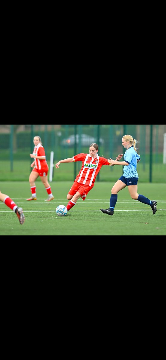 Wishing our play making midfielder Alice Eva a happy 18th Birthday from all at Stourbridge Standard Women 🥳 

We hope you have a great day celebrating 🎉 
.
.
.
#Glassgirls