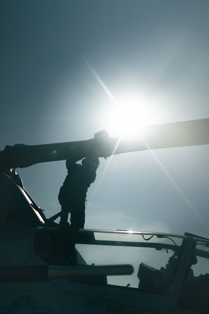 22nd_MEU's tweet image. Cobras on Deck
@USMC with #22dMEUSOC and @USNavy with the #USSSanAntonio, conduct AH-1Z Cobra flight operations during COMPTUEX, while underway in the Atlantic Ocean. COMPTUEX, refines tactics, techniques, and procedures to enhance readiness and lethality as a unified team.