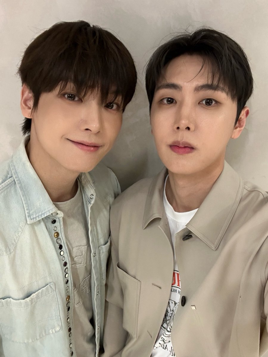 SF9official's tweet image. 7월 7일 행운이 두배 가득한 월요일이었기를 바래요!!😍😍
#SF9 #INSEONG #JAEYOON