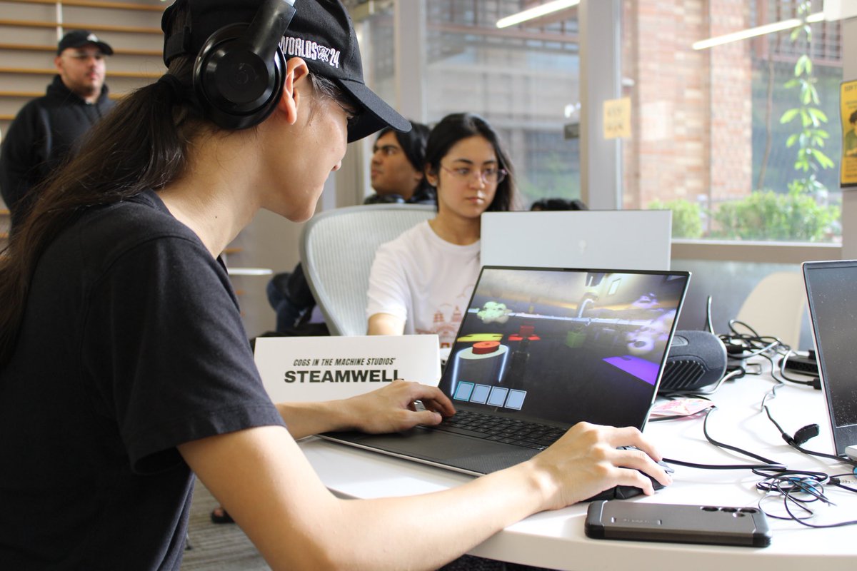 UT Game Development and Design tweet media