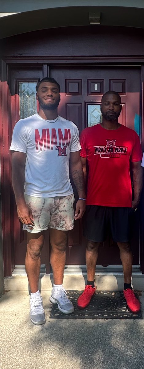 Happy 19th Birthday Son👑 WR1 season loading 🏈 ⁦<a href="/IsomBraylon/">Braylon Isom</a>⁩ ⁦<a href="/MiamiOHFootball/">Miami Football</a>⁩