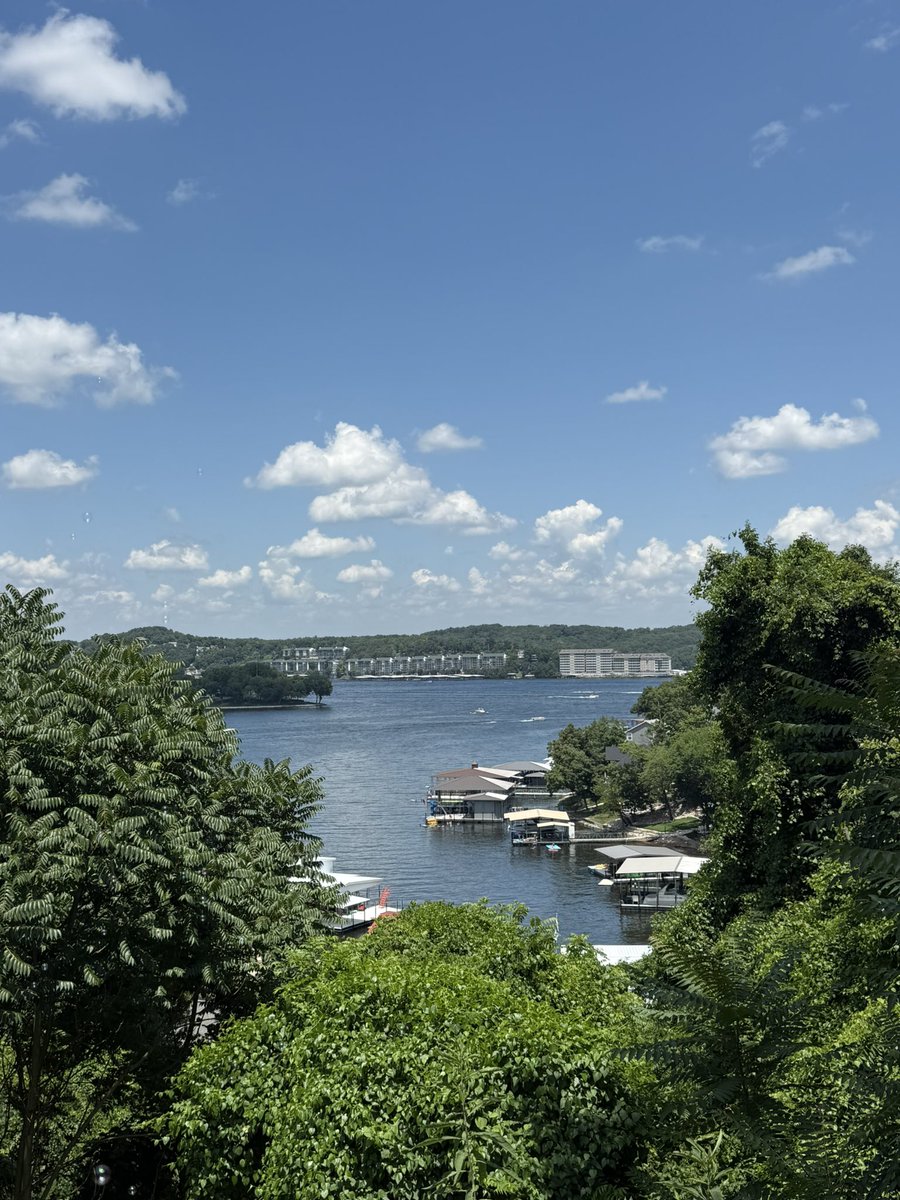 GM 🌅

Touching water today