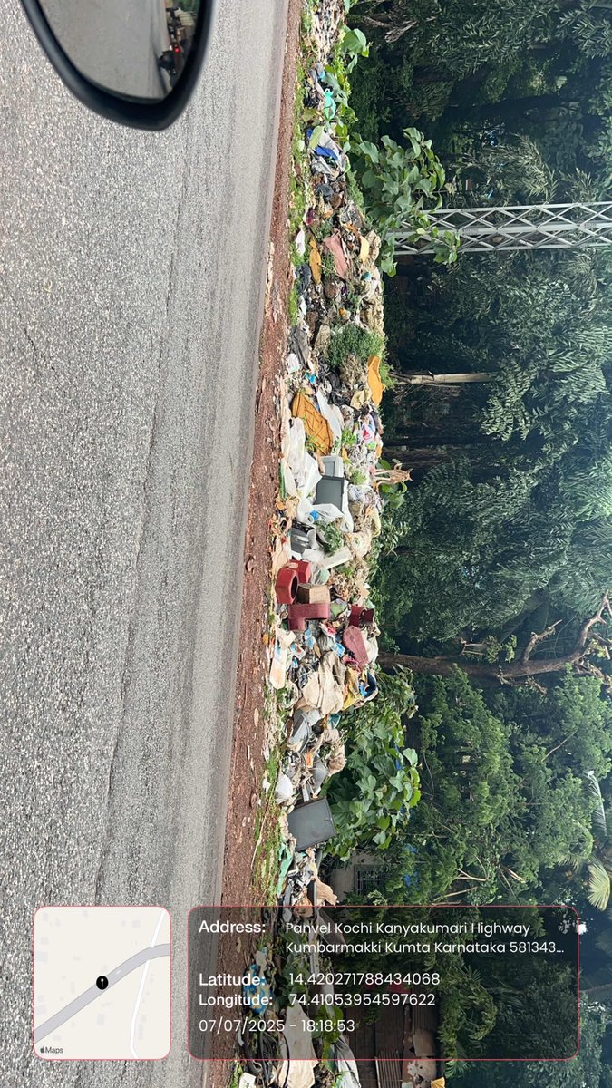 bhat_jag's tweet photo. Kumta Highway’s new landmark: “Garbage Hills 2.0” 🗑️🏔️
No ticket needed. Just bring nose plugs. @YTKDIndia @PMOIndia @nitin_gadkari @NHAI_Official @dcuttarakannada @DeoUttarkannada @kageri250 #SwachhBharat https://t.co/iXsI9qlPeb