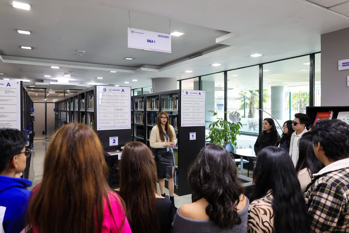 La Biblioteca Económica del #BCE recibió a visita de estudiantes de sexto semestre de la Carrera de Administración de Empresas de la <a href="/Unach_ec/">Unach</a>.

Los funcionarios de la institución brindaron una guía del acceso a las fuentes de datos tanto físicas como virtuales, acceso al acervo