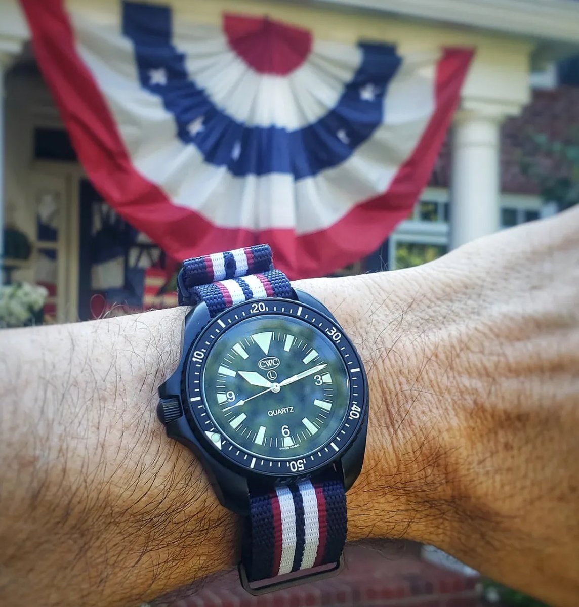 watchesofespion's tweet image. 4th of July- I hope you had a great weekend, for those who were working to keep us safe, we thank you.

It was humbling to see all of the Third Option Foundation fundraiser - USA Five Eye Straps in the wild.  I will be making another 20k donation to TOF this week from W.O.E.