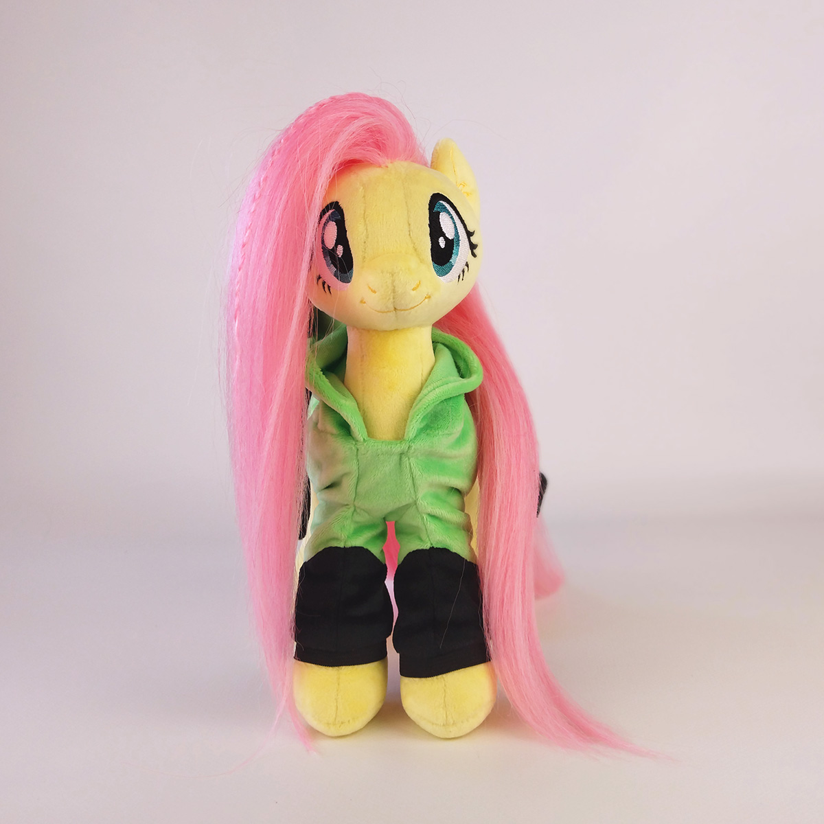 larsen_toys's tweet photo. Size 30 cm/11"

~ soft mane and tail for combing
~ magnet in the muzzle
~ removable hoodie

+🎁 a set of hair accessories 

Рriсе $390 + shipping

Plushie will be sent home within a few days after payment💖

You can pay with your card or use PayPal card 
with boosty or hipolink https://t.co/iXditpioDh