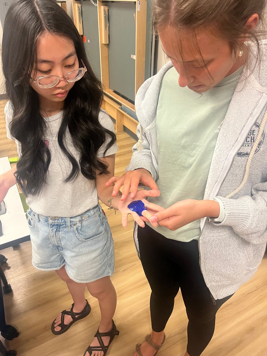 otvalpo's tweet photo. Summer with @OTValpo equals sunshine but also splint making! Students in OCTH 725 had a great time making trigger finger blocking orthoses (aka lightbulb splints). https://t.co/e9D4Zj2b58