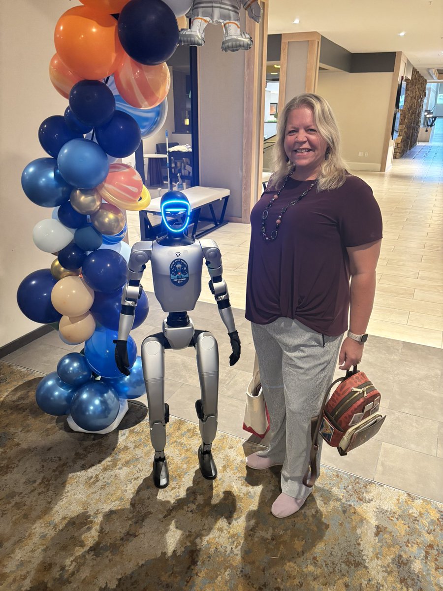 Valerie Durham (@valthecraftygal) on Twitter photo If you had told me I would meet a robot when I first began teaching, I might have laughed. So here’s to a day full of all the dreams I may have had when watching the Jetsons as a child!
<a href="/KedcARTS/">RENAISSANCE Grant</a> <a href="/KEDCGrants/">KEDC Grants</a> <a href="/KEDC1/">KEDC</a> If you had told me I would meet a robot when I first began teaching, I might have laughed. So here’s to a day full of all the dreams I may have had when watching the Jetsons as a child!
<a href="/KedcARTS/">RENAISSANCE Grant</a> <a href="/KEDCGrants/">KEDC Grants</a> <a href="/KEDC1/">KEDC</a>