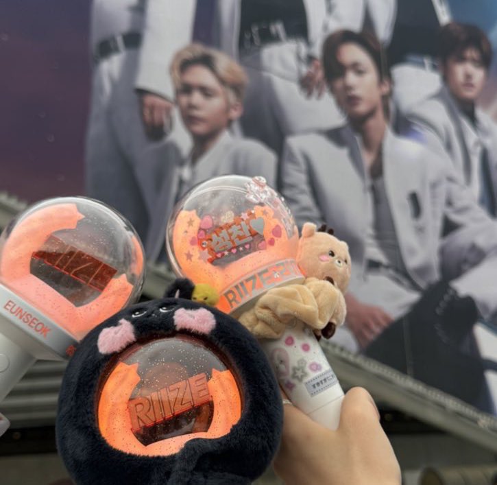 riiwonzecute's tweet photo. 250706 RIIZING LOUD IN SEOUL 막콘 🧡
꿈만 같았던 시간, 라이즈 브리즈 영원하자
#RIIZE #RIIZING #RIIZINGLOUD https://t.co/PfJYATOY4F