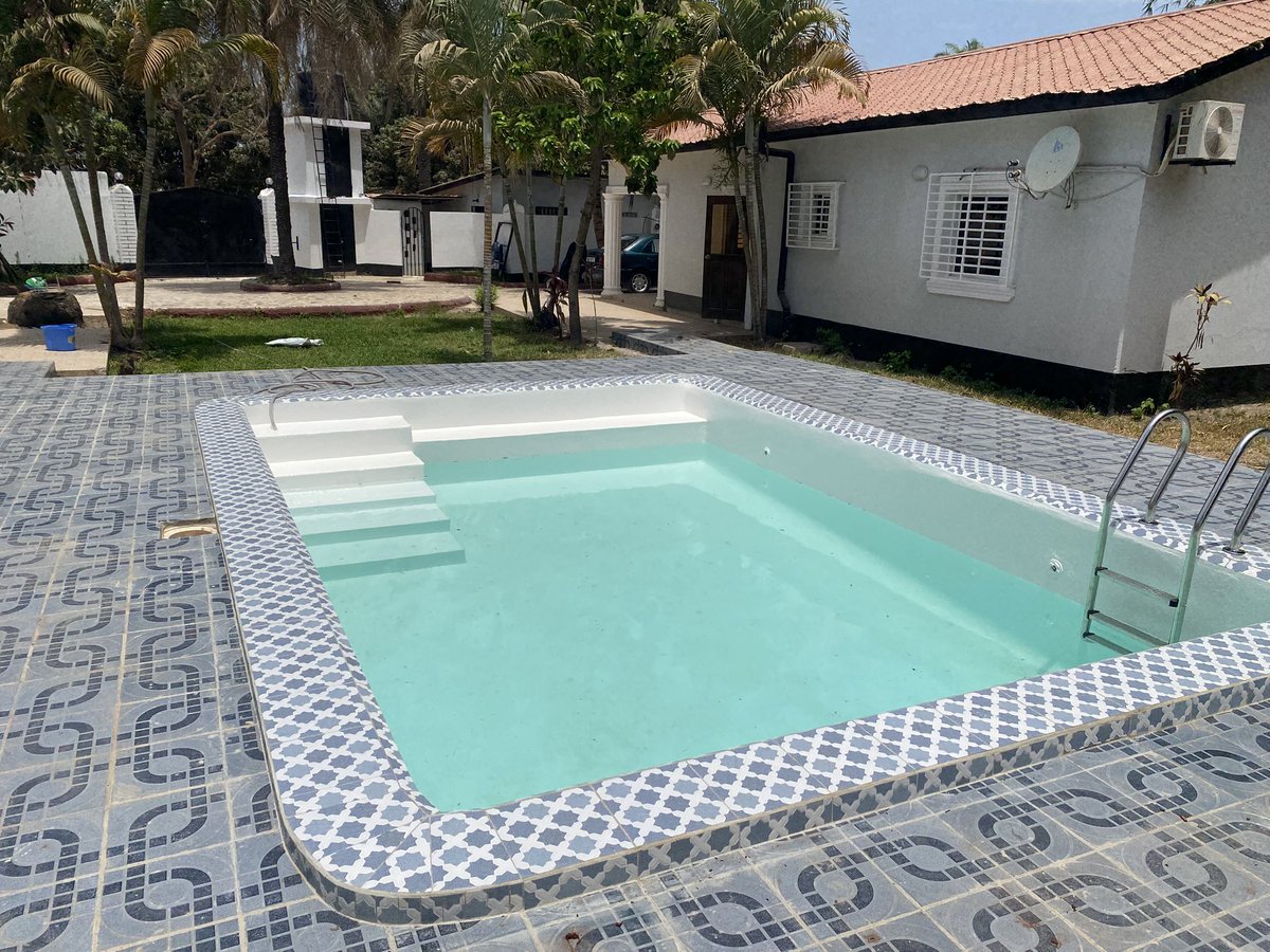 Topswimmingpool's tweet photo. Final touch after finishing the fibreglass work 

For more ☎️ +220 ￼721 4066
#top_pools #topswimmingpools #ddspools https://t.co/qyWVyknfp3