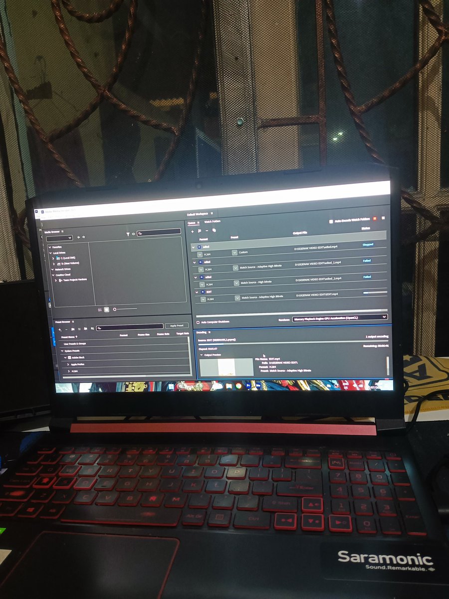 Sleepnormal's tweet image. Meledug meledug dah